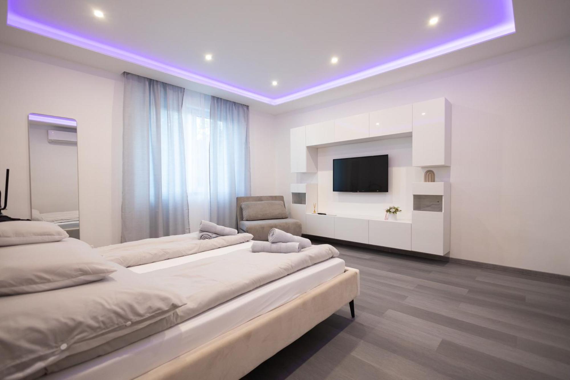Fonix Apartman Debrecen Esterno foto