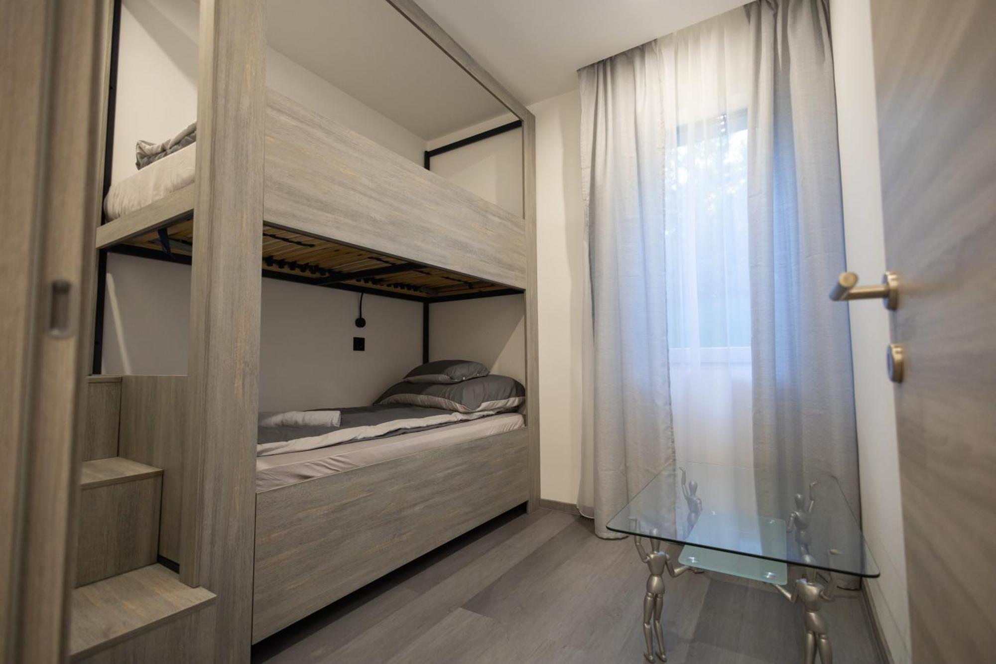 Fonix Apartman Debrecen Esterno foto