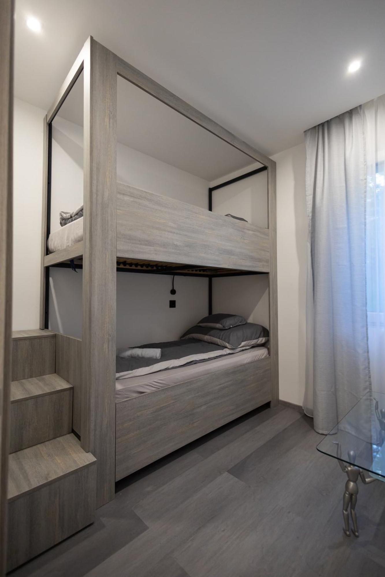 Fonix Apartman Debrecen Esterno foto